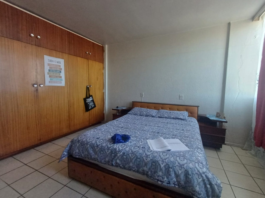 2 Bedroom Property for Sale in Labiance Estate Western Cape